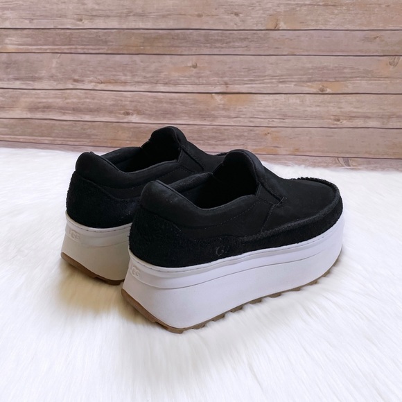 UGG Women’s Marin Slip On Platform Black Leather Sneakers - Picture 2 of 7